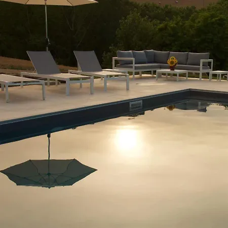 Stunning With Pool & Yoga In Le Marche Villa Montottone