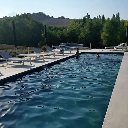 Stunning With Pool & Yoga In Le Marche Montottone